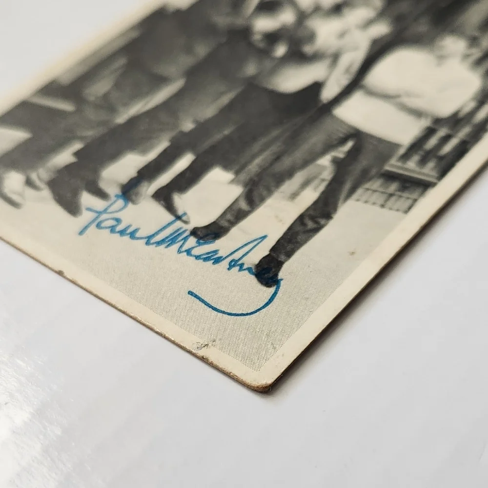 ✨Vintage 1964 Topps Beatles B&W Trading Card #54 Paul McCartney Signature trade